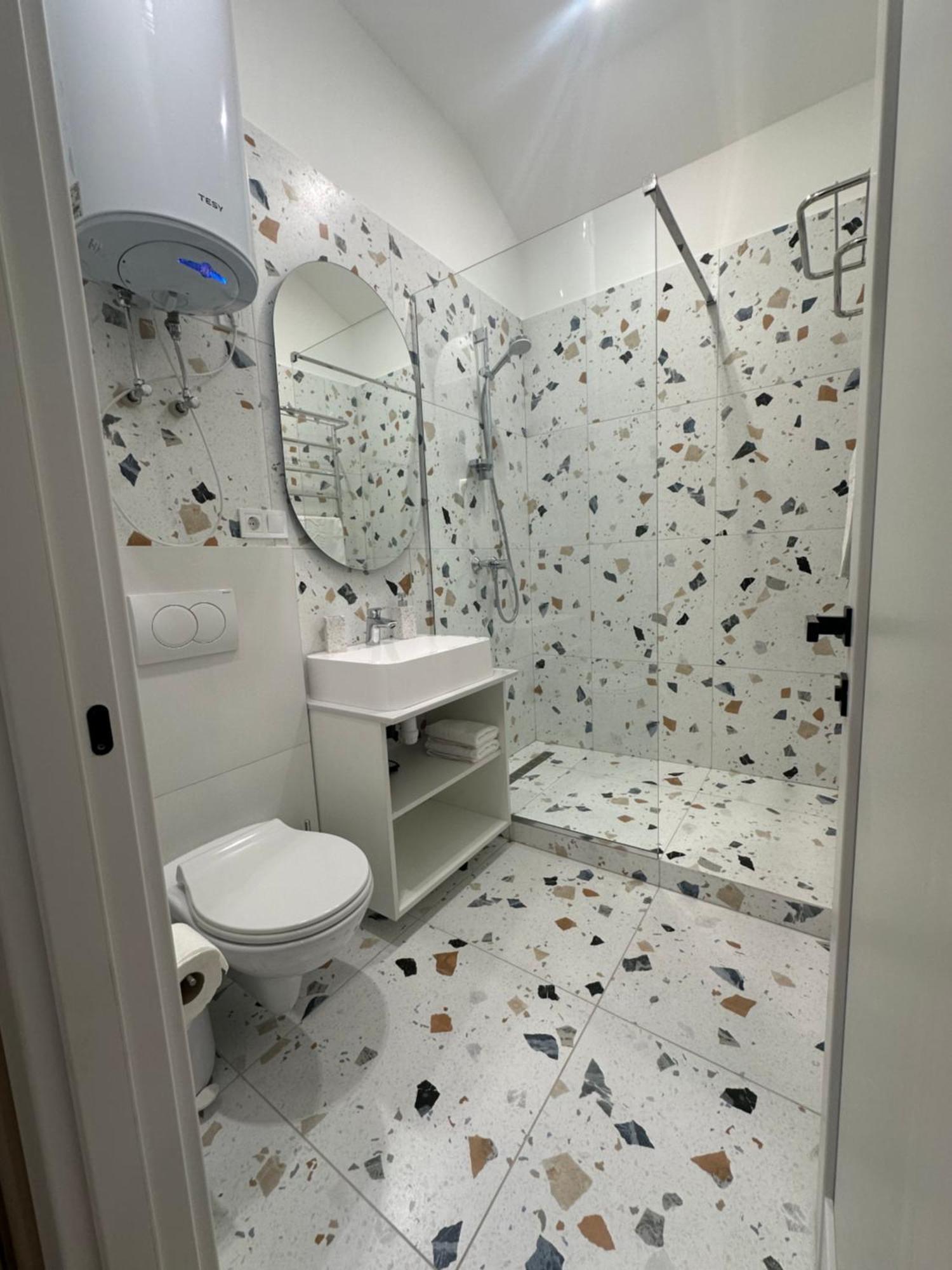 Apartment Suite Mukachevo Exterior photo